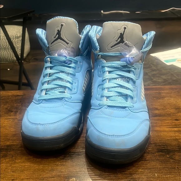 Air Jordan 5 Retro SE UNC - Picture 6 of 11